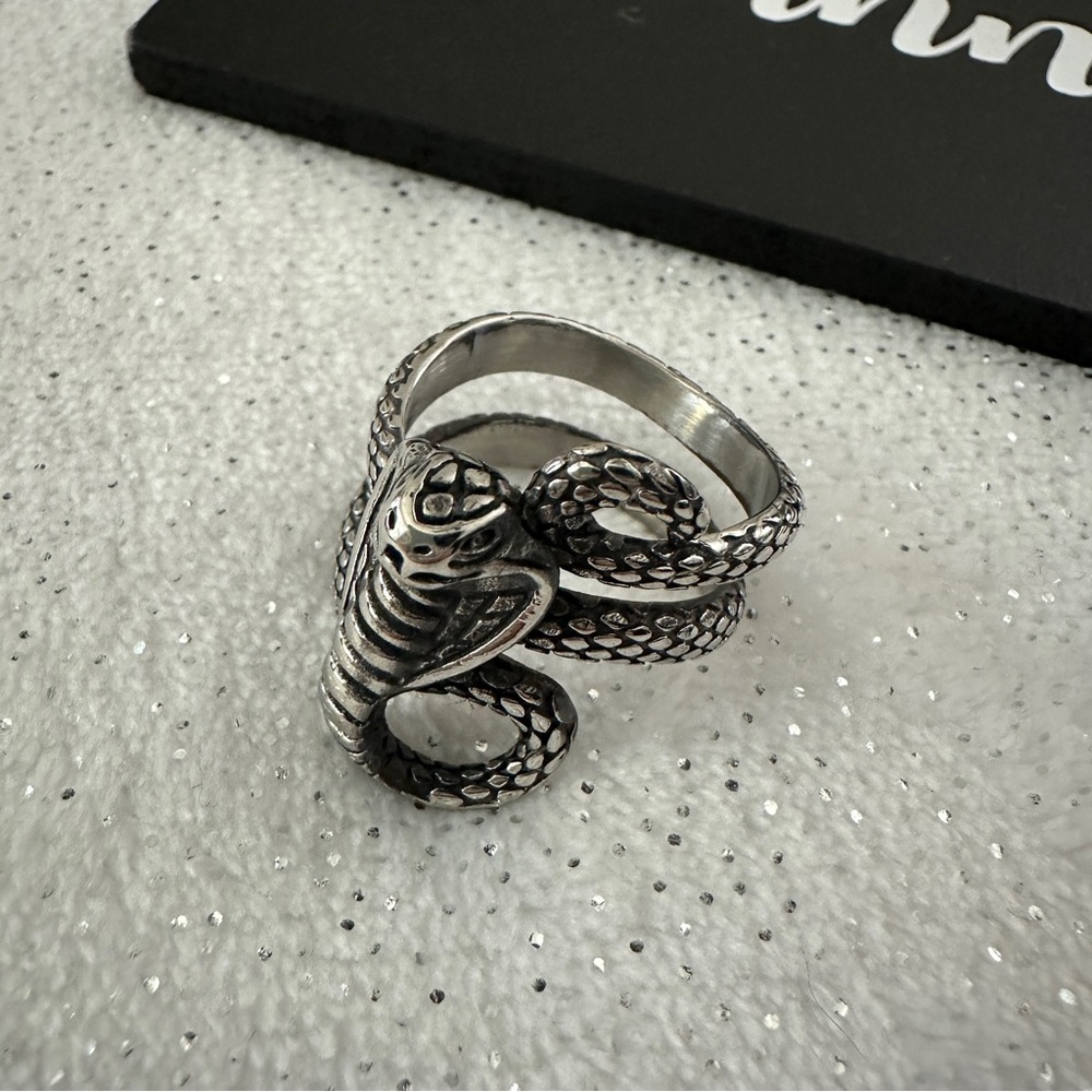 RICHSTEEL Cobra Snake Ring Size 11 - Picture 6 of 8
